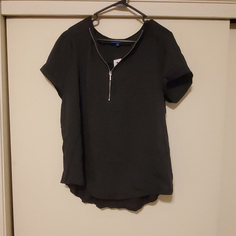 Black shirt